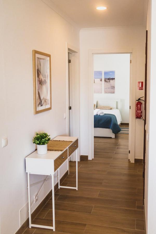 Lovely & Bright Renovated Apt. W/ Balcony In Lagos Exteriör bild