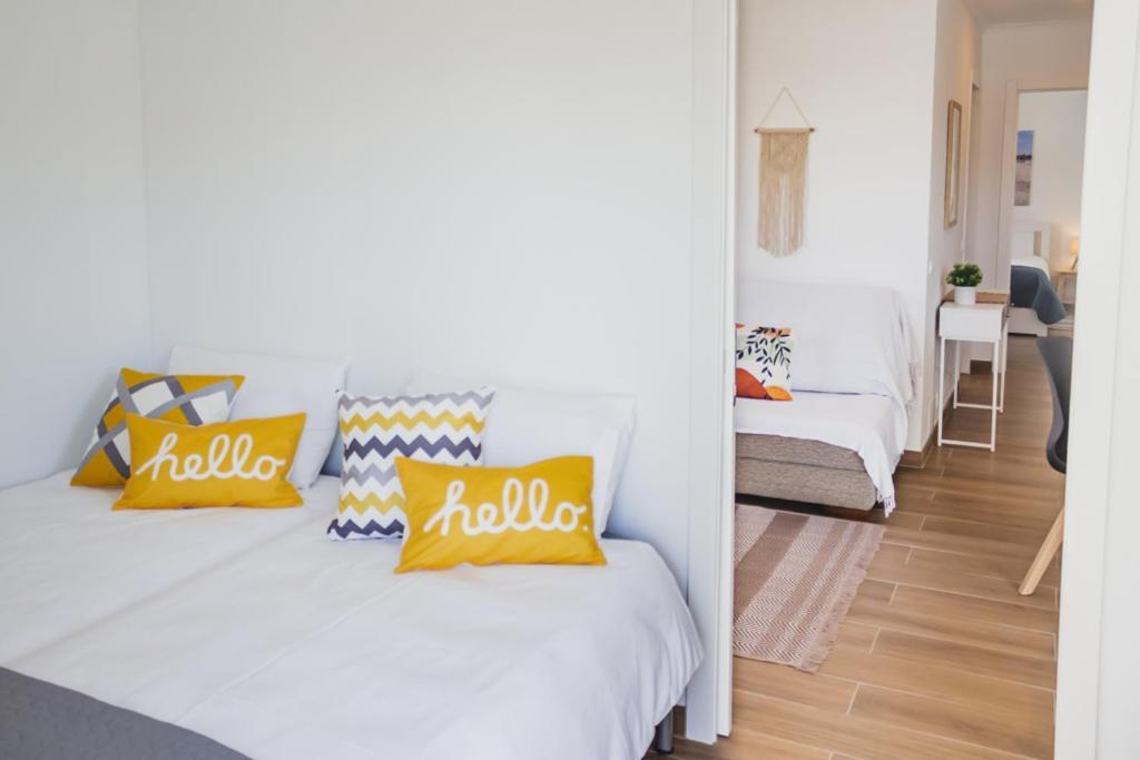 Lovely & Bright Renovated Apt. W/ Balcony In Lagos Exteriör bild